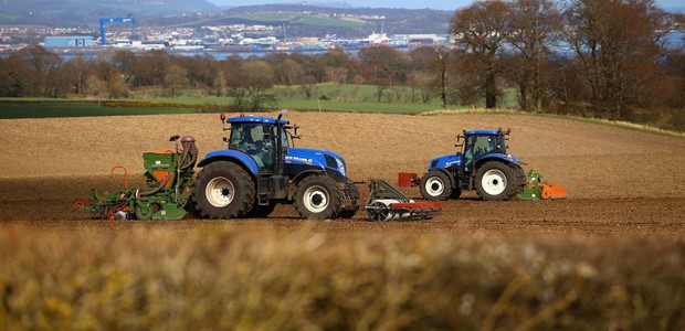 Ψηφίζεται η ρύθμιση για φθηνότερο ρεύμα στους αγρότες 